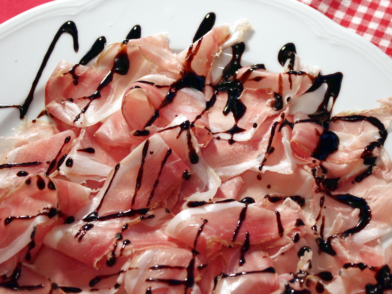 Dirndlprosciutto mit Balsamico