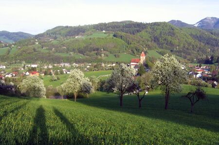 Blick Kirchberg im Frühjahr vom Hübelkreuz