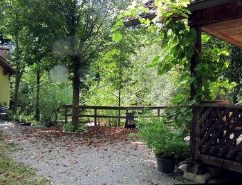 Platz vor Teichhaus