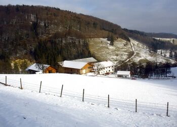 Bild:Oachnerhof im Winter