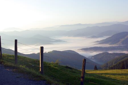 Nebel über Türnitz - Gipfelblick