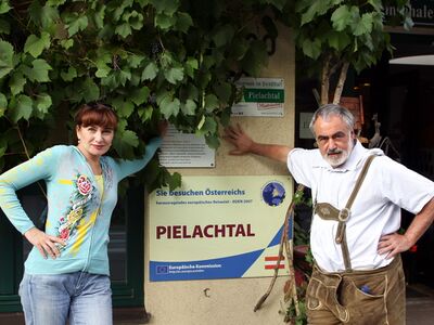 Edenbesuch 2013: Anya Niewiera im Dirndltal