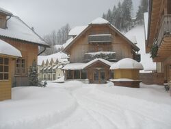 Winter am Dorfplatz