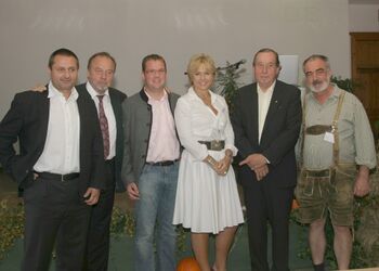 A. Purt, M. Hinterholzer, E. Scheiber, C. Madl, J. Weiß bei Nachhaltigkeitskonferenz 2009