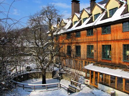 Südgartenfassade im Winter