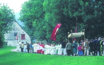 Fronleichnamsprozession beim Kirchenbauer Kbg